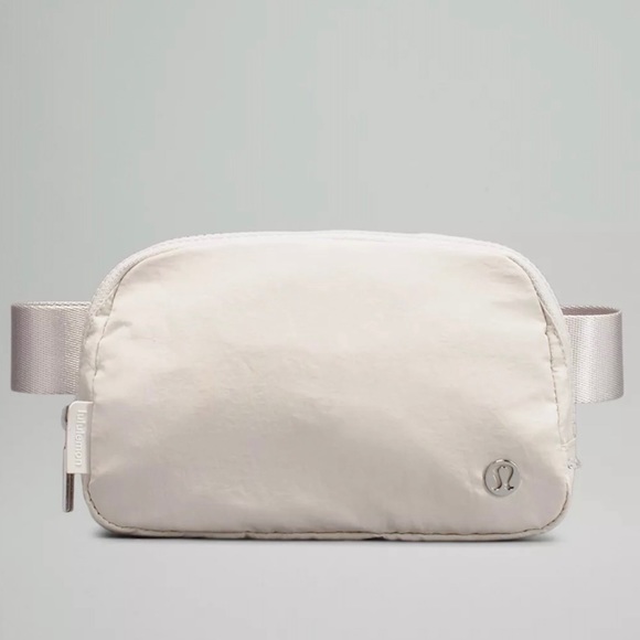 Lululemon everywhere Belt Bag in white Opal.  Will consider trade to diff color - Picture 1 of 5